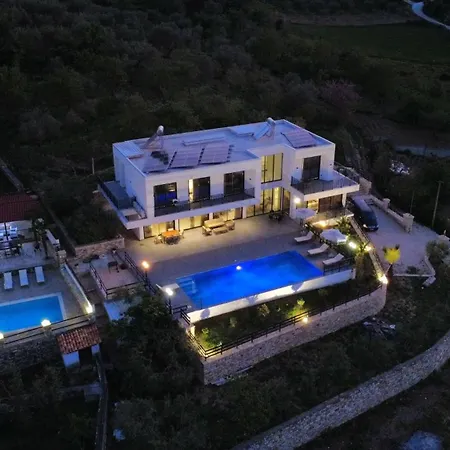 Palma Villa Berat